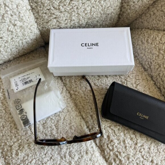 Celine triomphe oval tortoise sunglasses - Picture 2 of 5